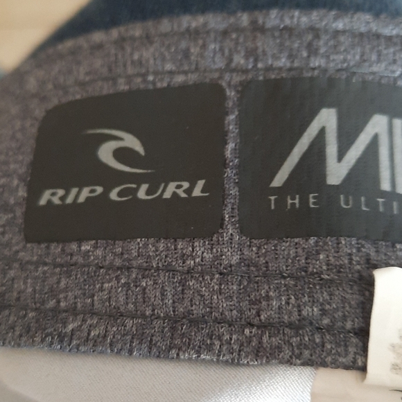 Rip Curl Mirage waist size 22 blue stripe boardshorts - Picture 4 of 11